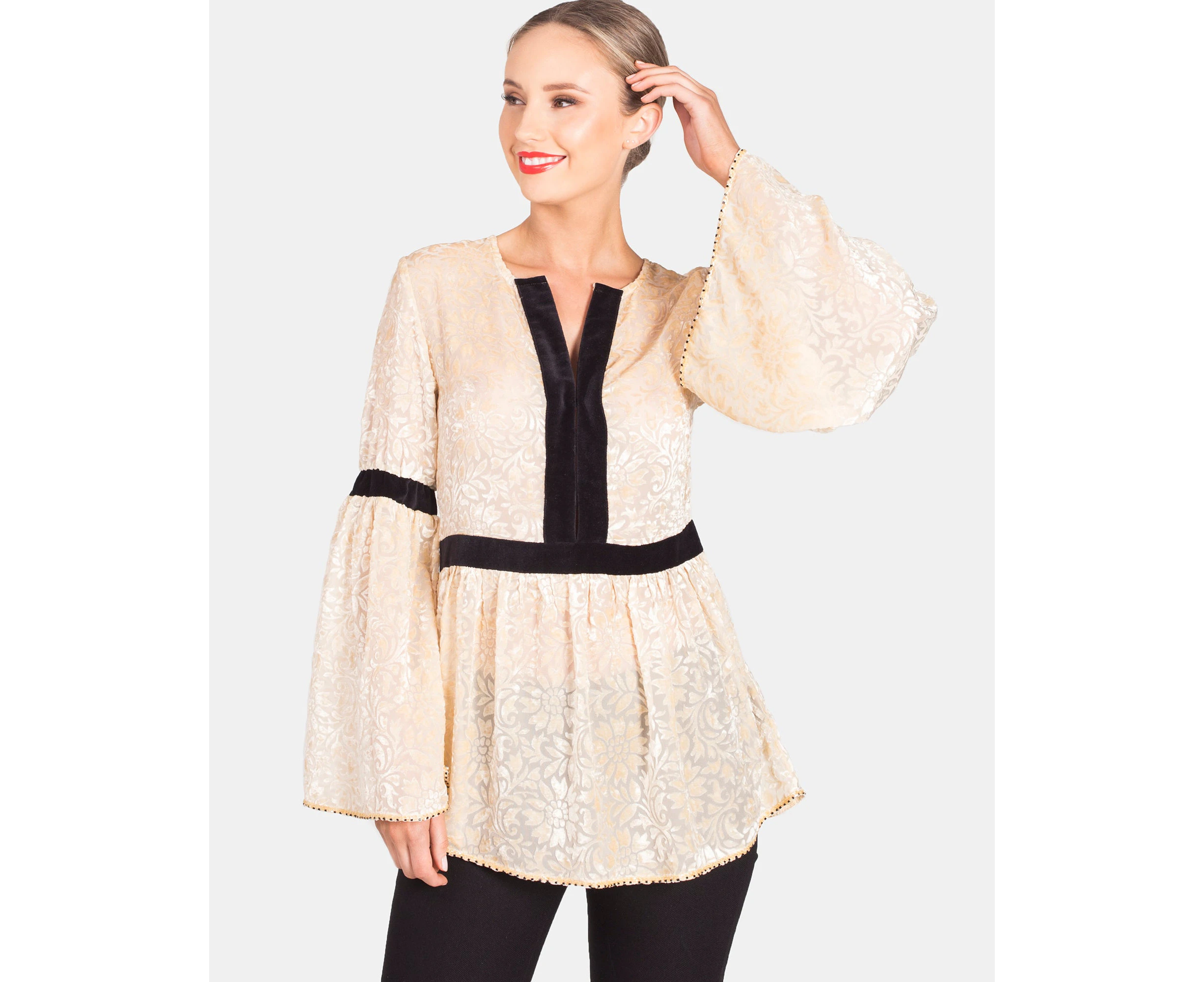 Siyona Beaded Burnt Out Velvet Bell Sleeve Top - Cream