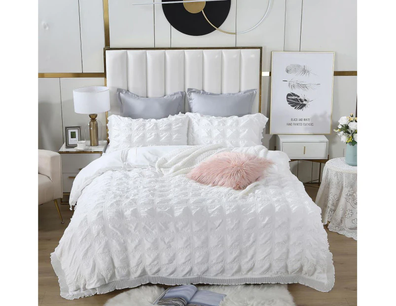 Ruffles Textured Jacquard Quilt/Doona/Duvet Cover Set (Queen/King/Super King Size Bed) - white