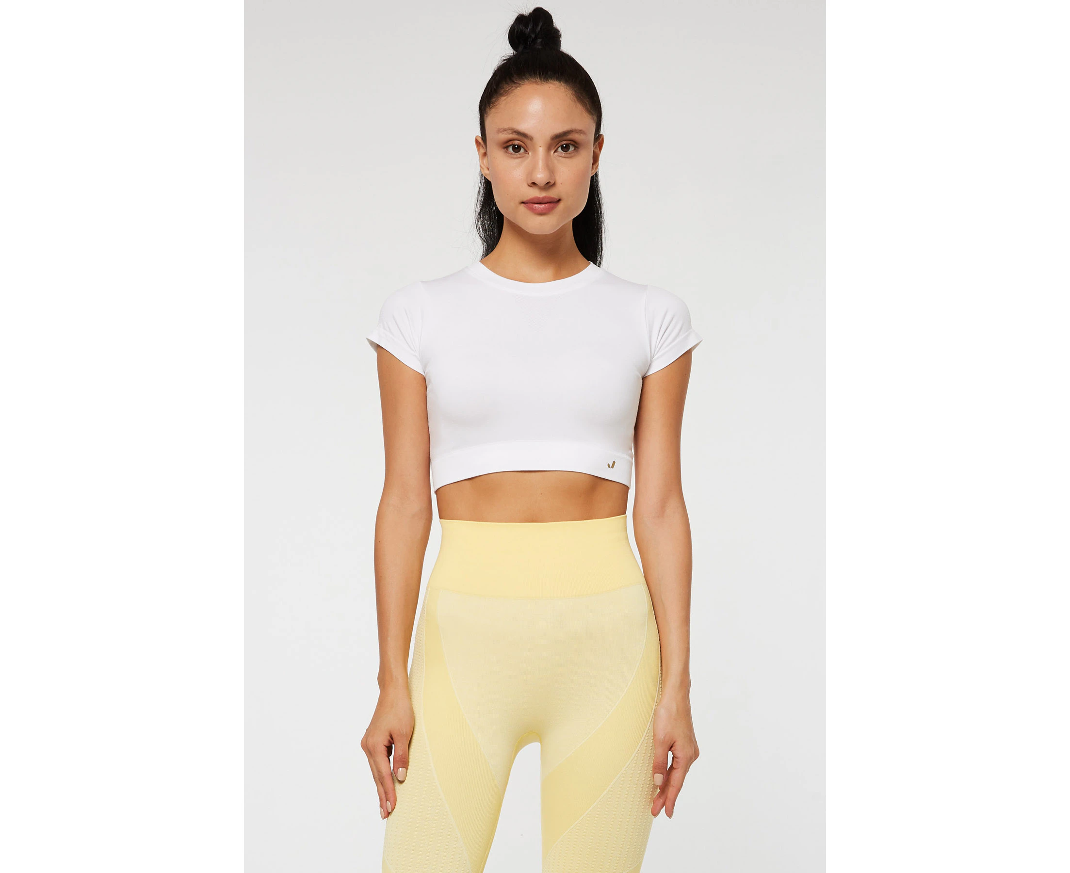 Jerf Womens Captiva White Seamless Crop Top with Short Sleeves