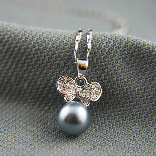 18k white Gold plated black pearl with crystals pendant necklace