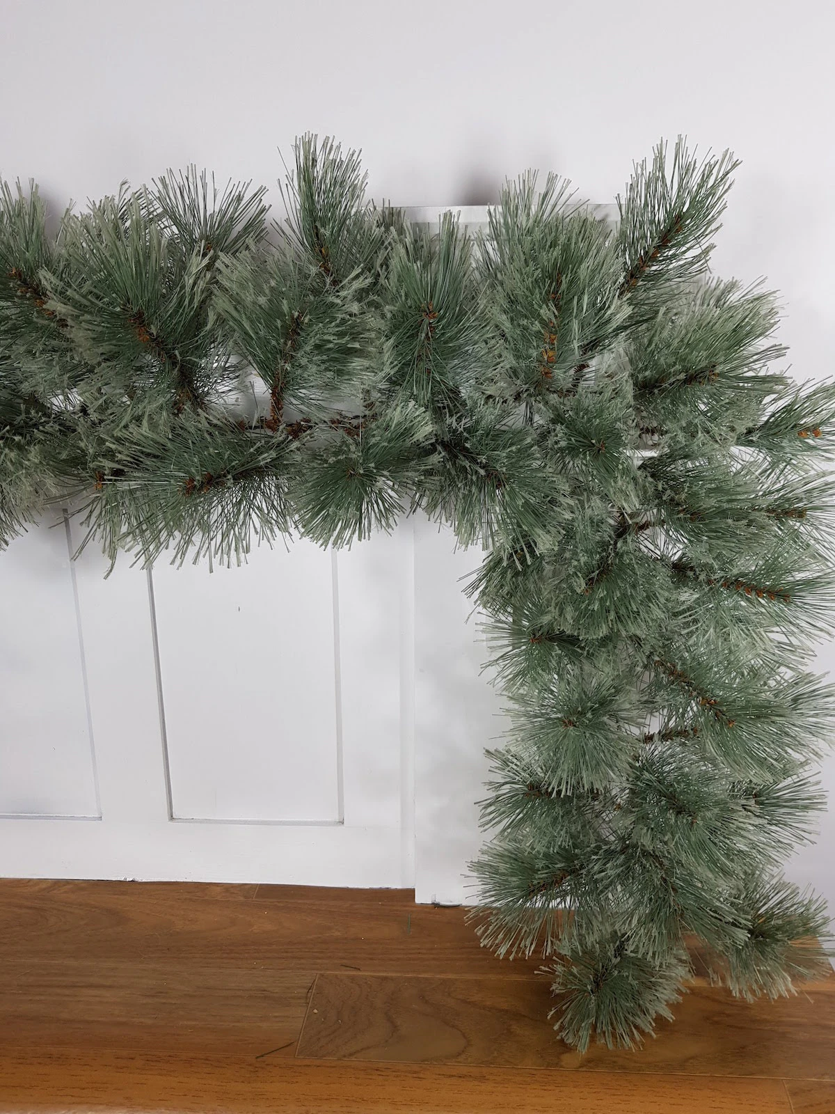 9ft Mountain Cashmere Christmas Garland 2.74m