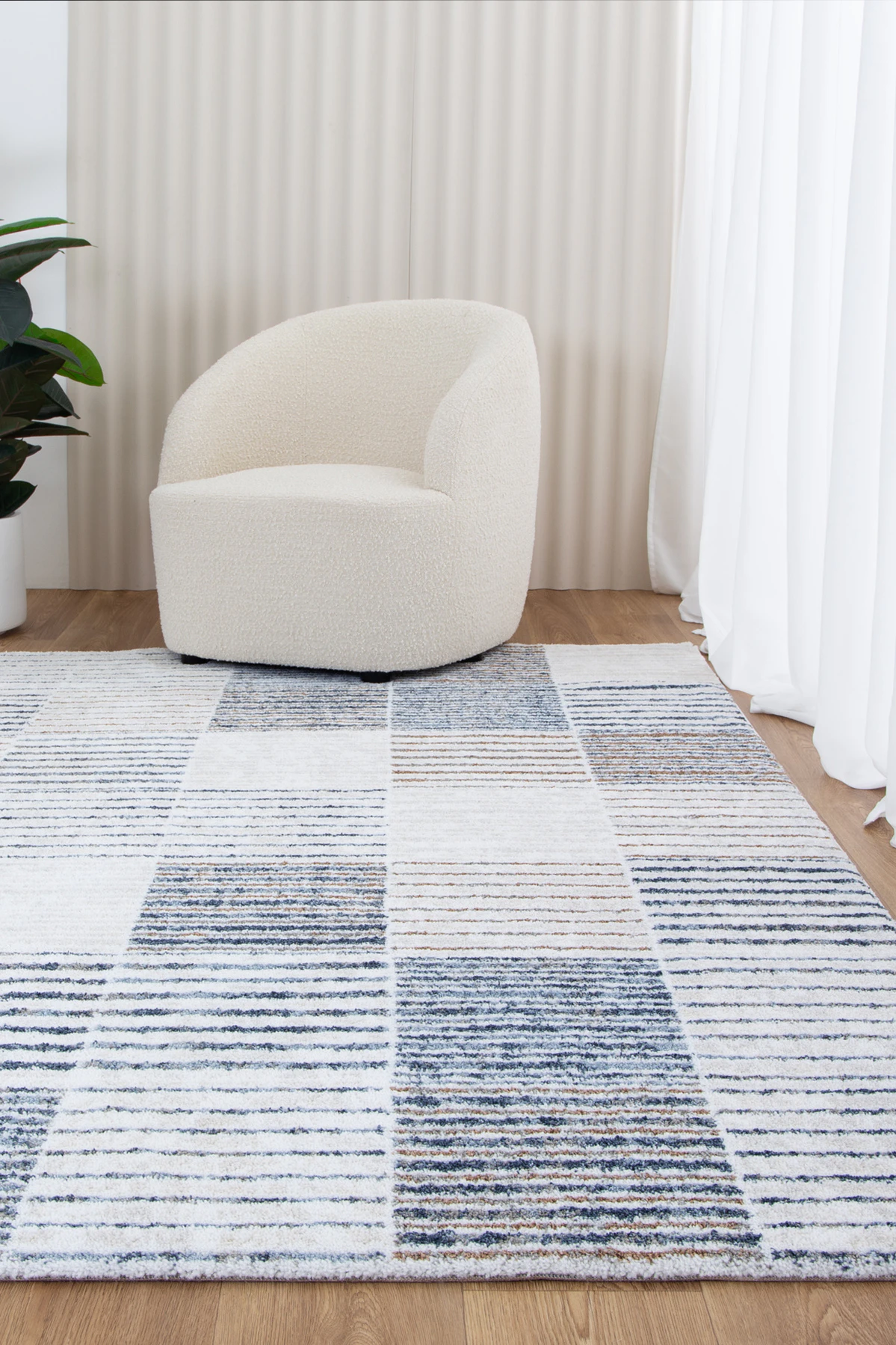 Glossop Squares Geometric Blue Beige Modern Floor Rug - 4 Sizes