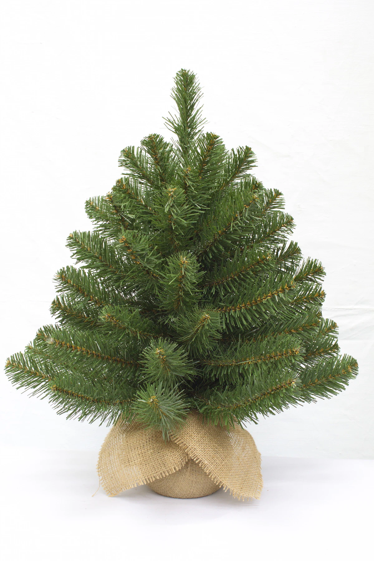 2ft Alpine Spruce Christmas Tree in Burlap covered base 61cm