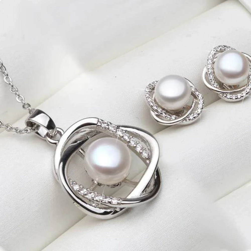 Genuine Freshwater Pearl & Simulated Diamond Earring & Necklace Set - White