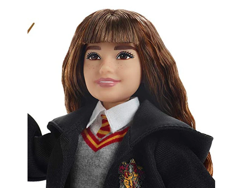 ​Harry Potter Hermione Granger Collectible Doll (1-in) with Hogwarts Uniform, Gryffindor Robe and Wand