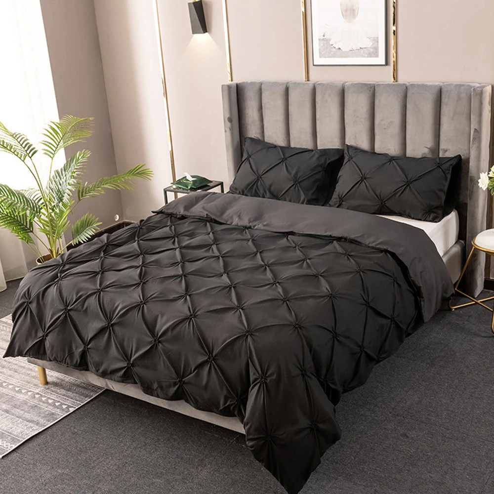 Diamond Shape Pintuck Duvet Cover Black - King