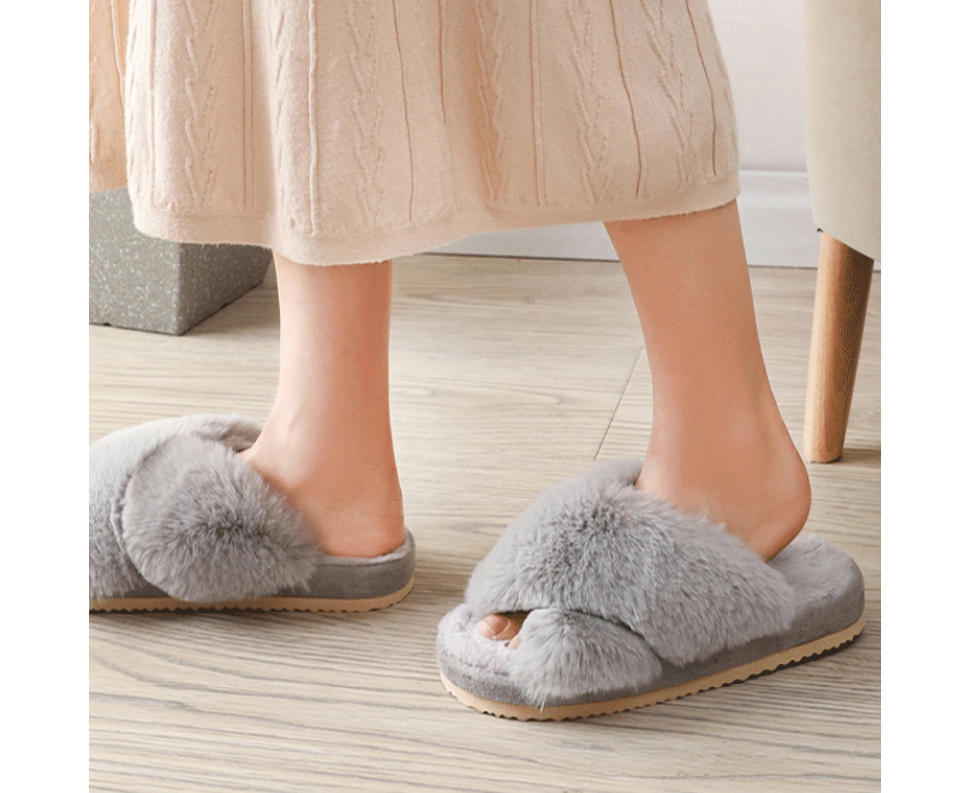 1 Pair Fuzzy Slippers Keep Warm Open Toe Practical Nice-looking Solid Color Cross Band Slippers for Living Room-Grey