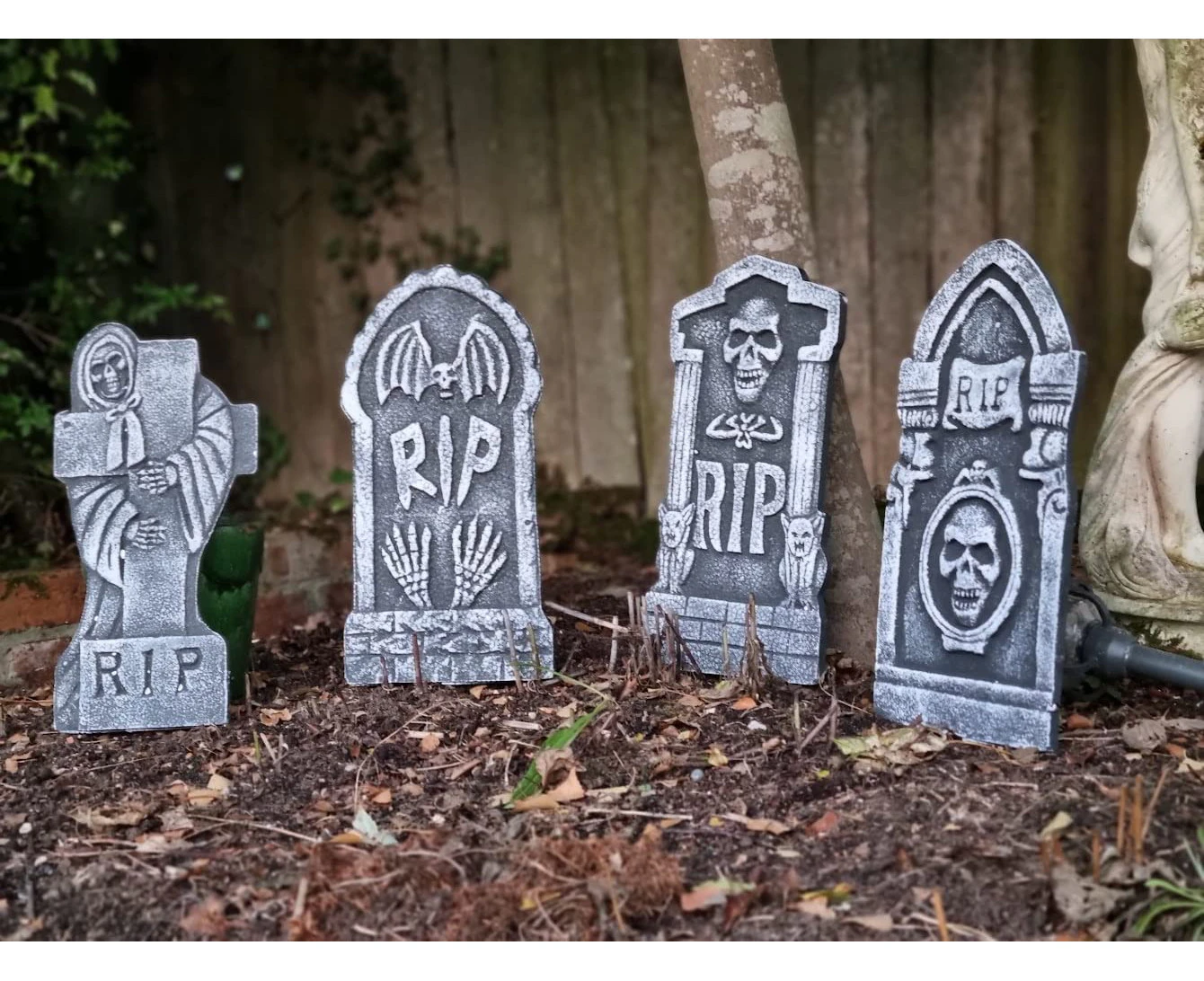 Set of 4 Tombstones Travestone - Grave Headstones Rip Halloween Party Polystyrene Decorations Prop Graveyard