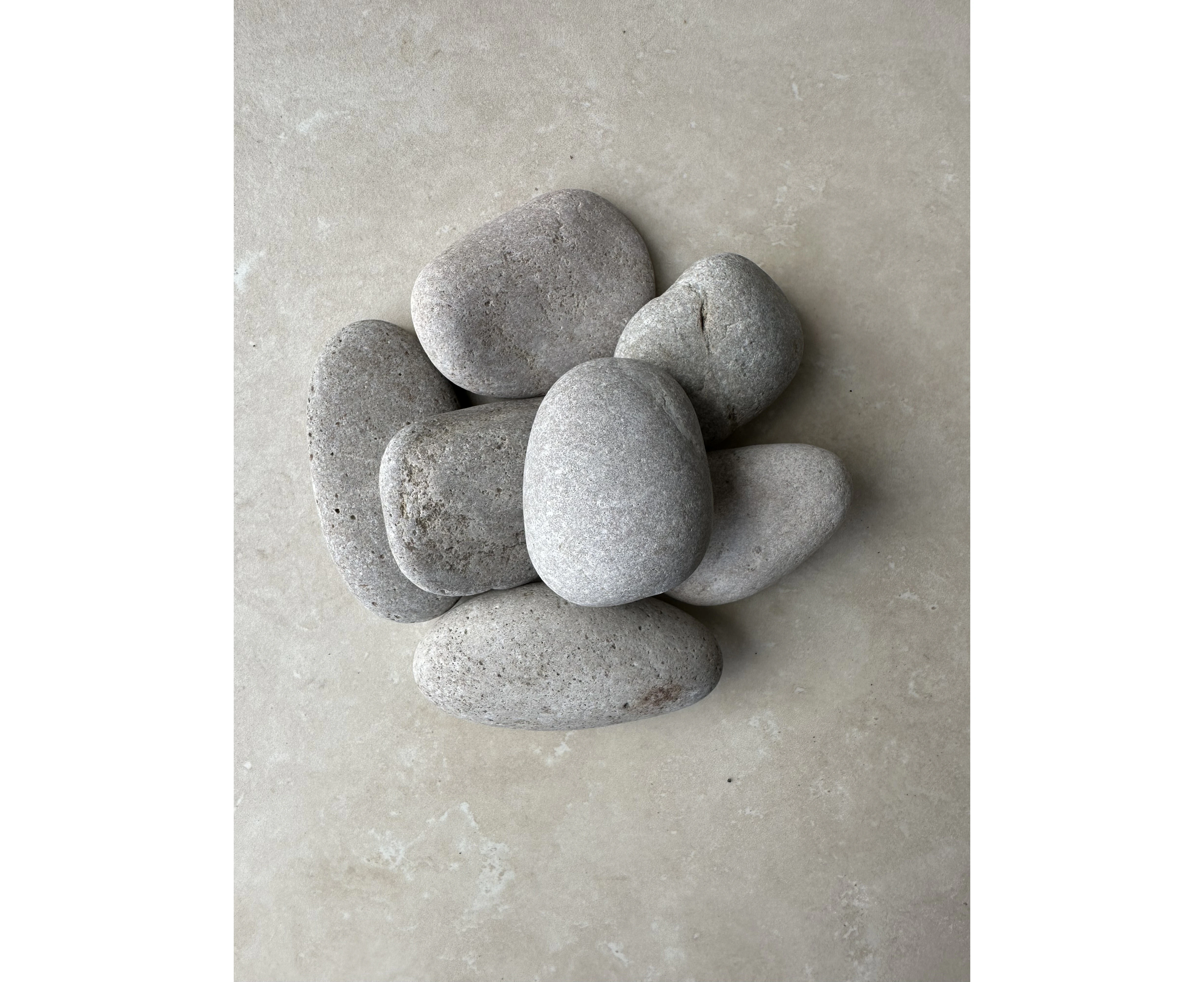 Natural Stone Pebbles - Tan - 5kg - Perfect for Indoor & Outdoor Spaces Landscaping, Decorative Walling, Flooring, Aquarium & Water Features