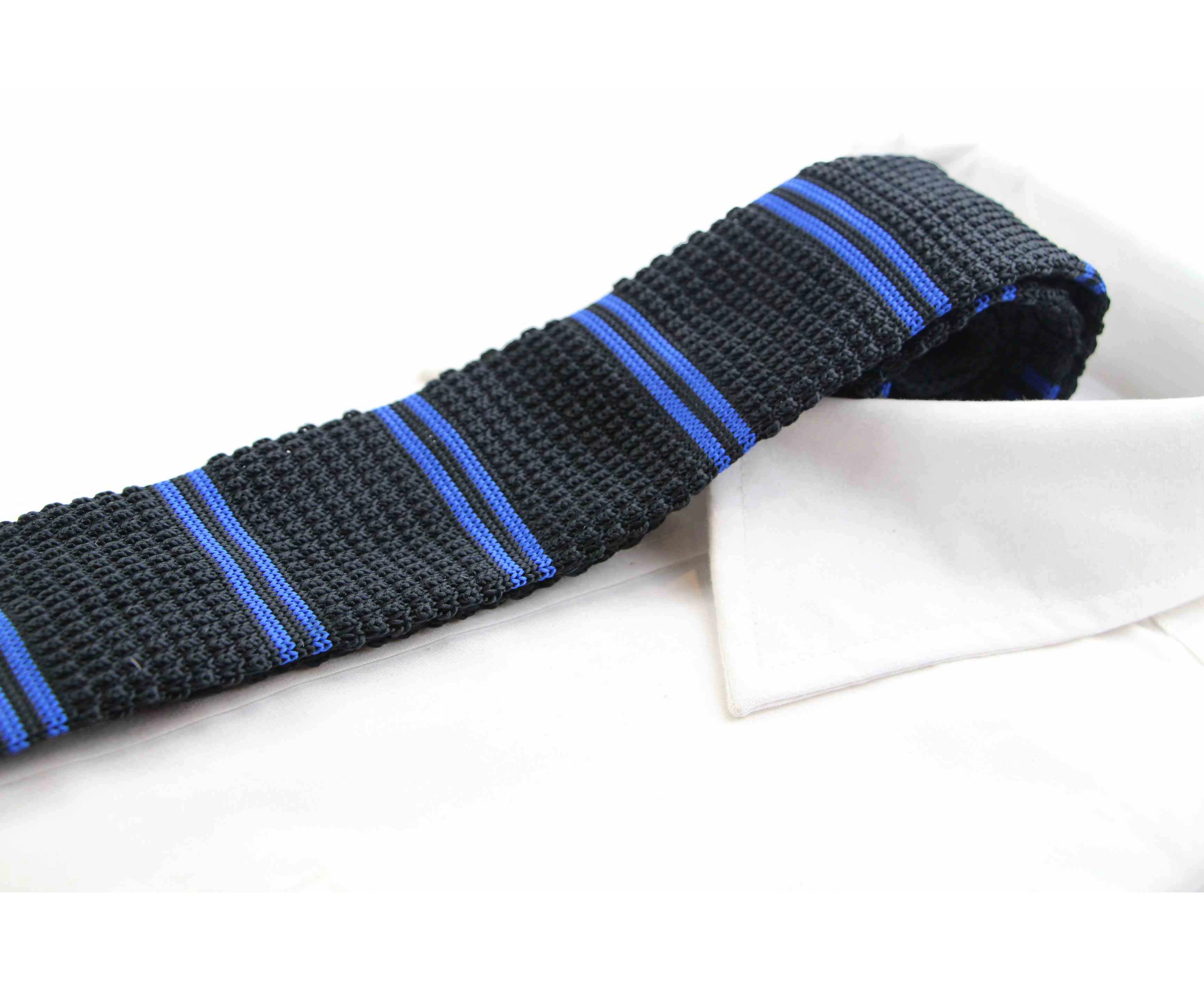 Men Knitted Black & Royal Blue Striped Patterned Neck Tie Polyester