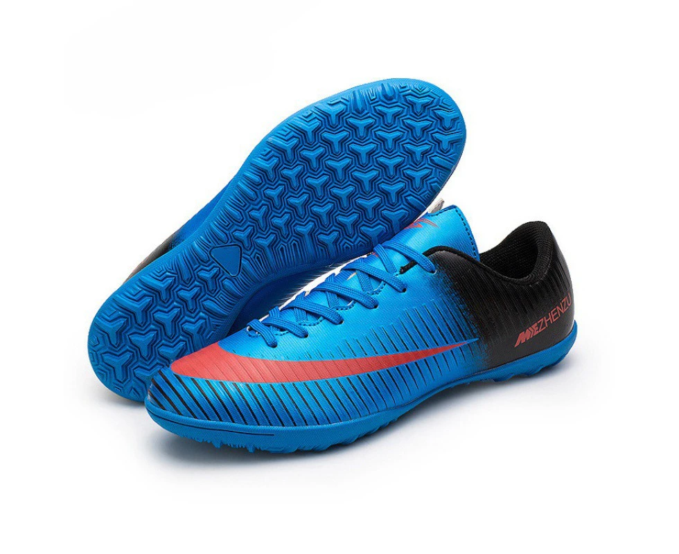 Professional Soccer Shoes Men's Cleats Futsal Football Boots Men Sneakers chuteira society -Blue