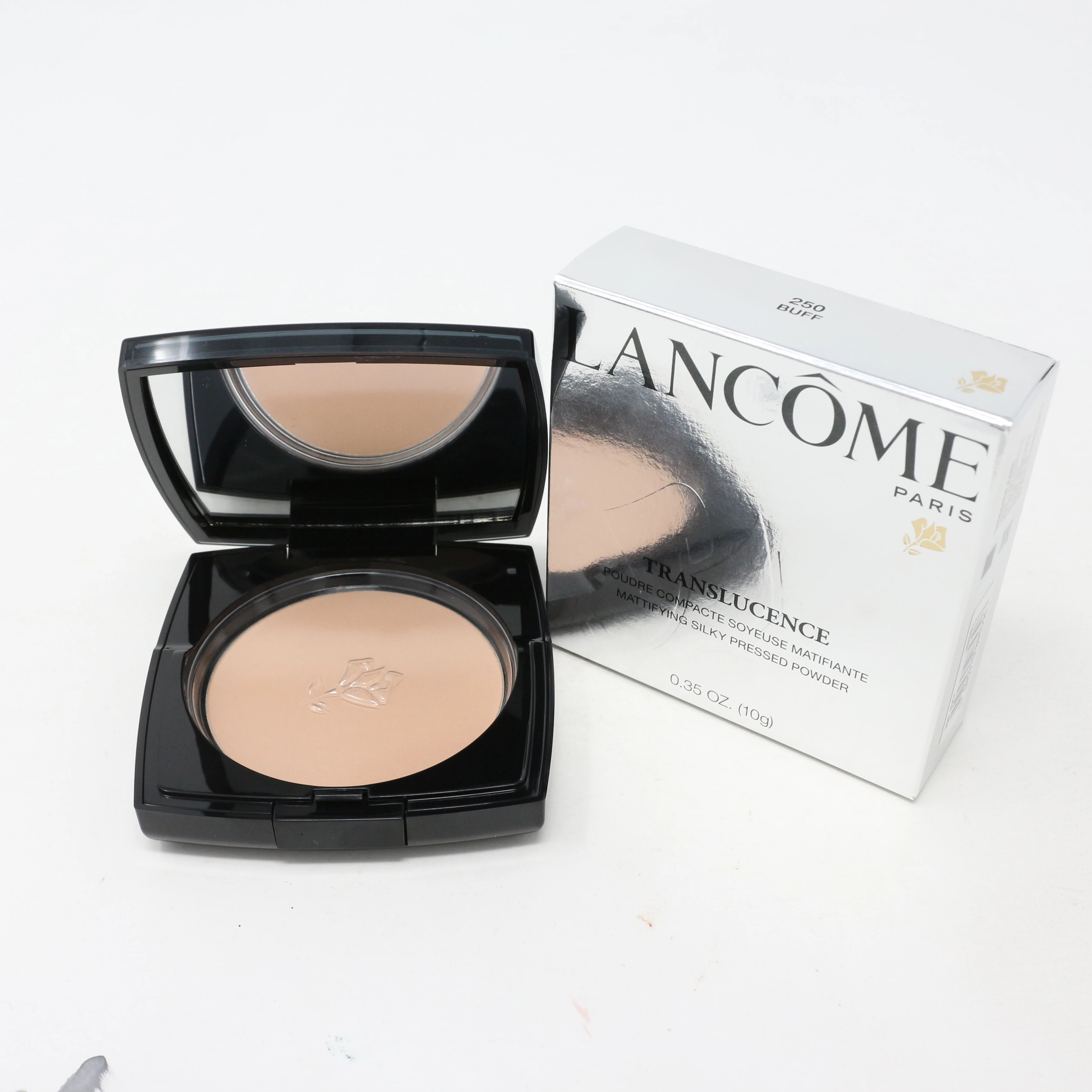 Lancome Translucence Mattifying Silky Pressed Powder  0.35oz/10g New With Box