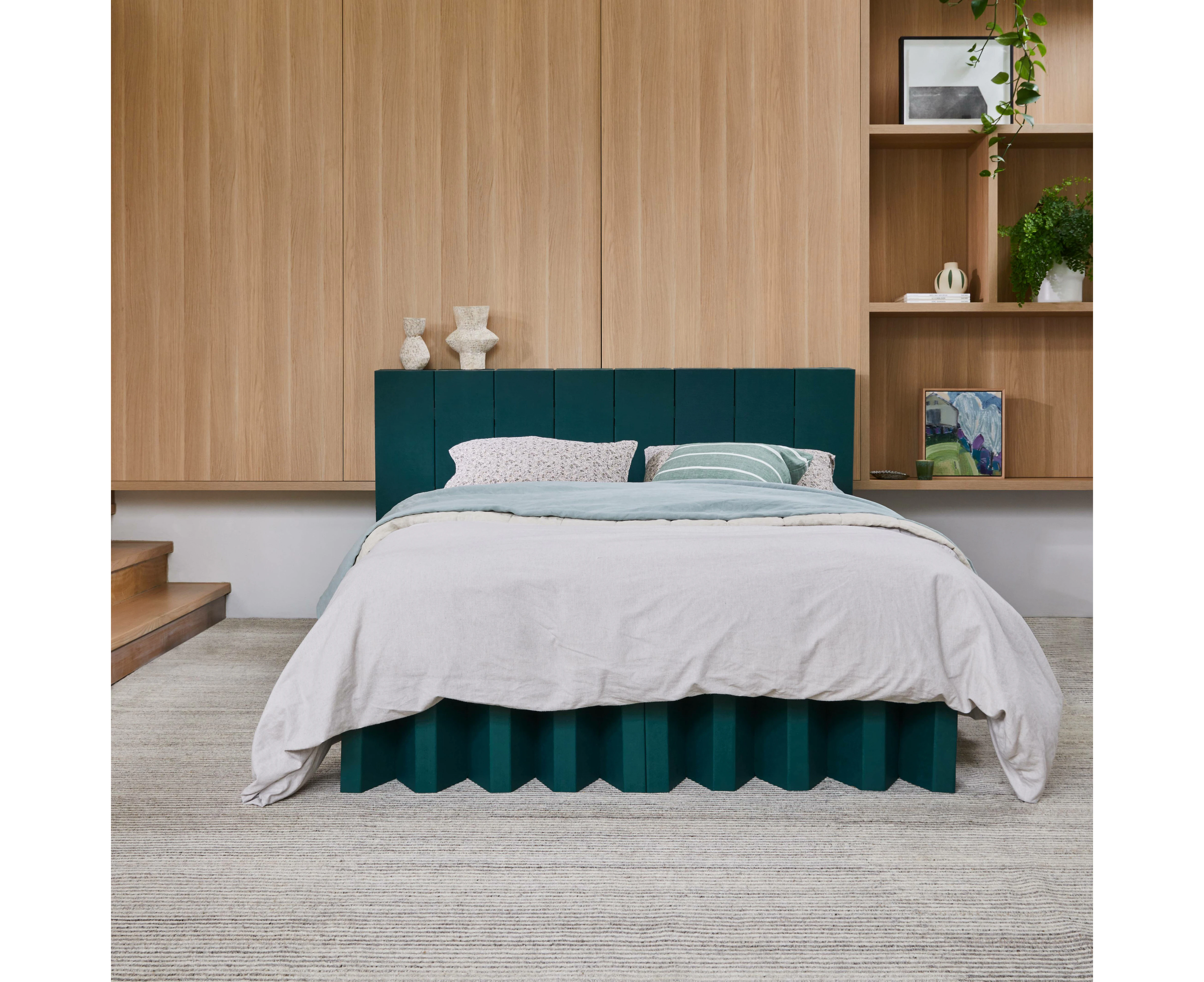 Yona Cardboard Bedhead - Forest Green