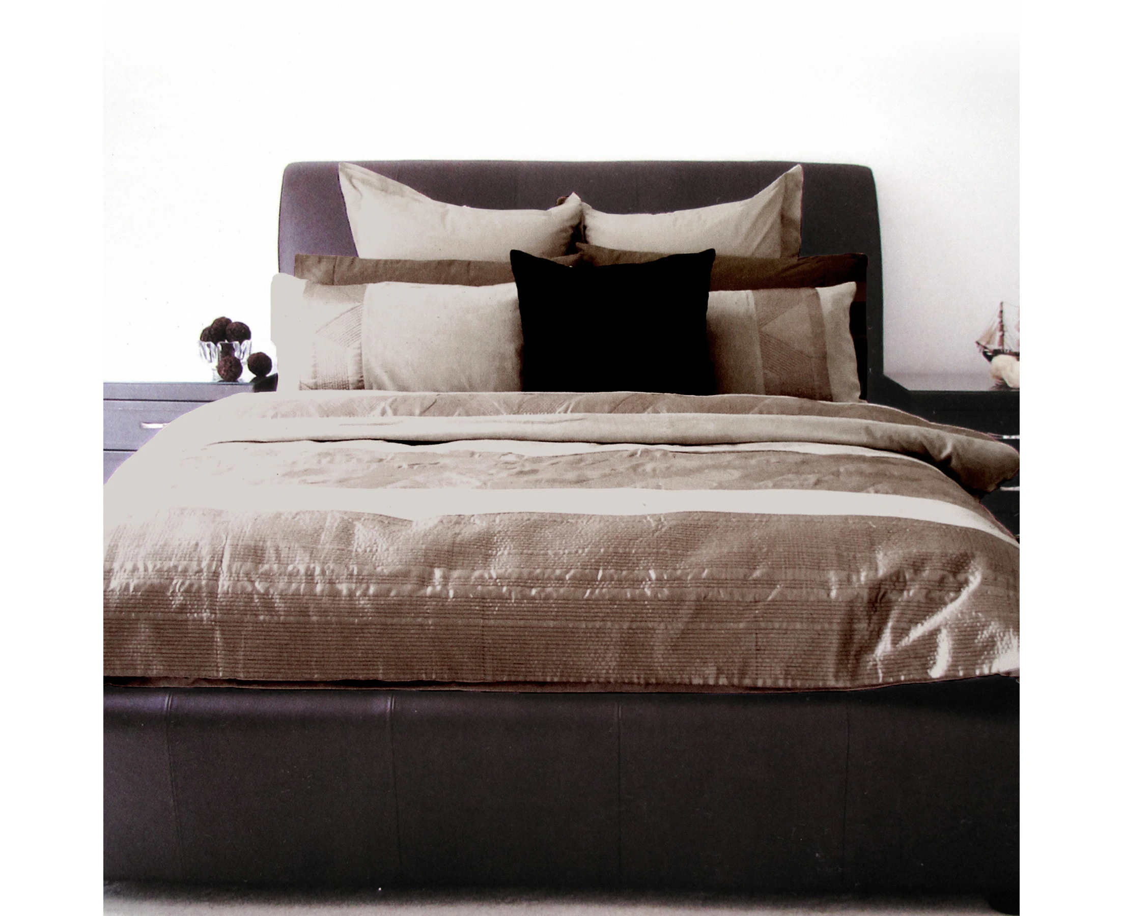 Manhattan Barclay Brown Quilt Cover Set King