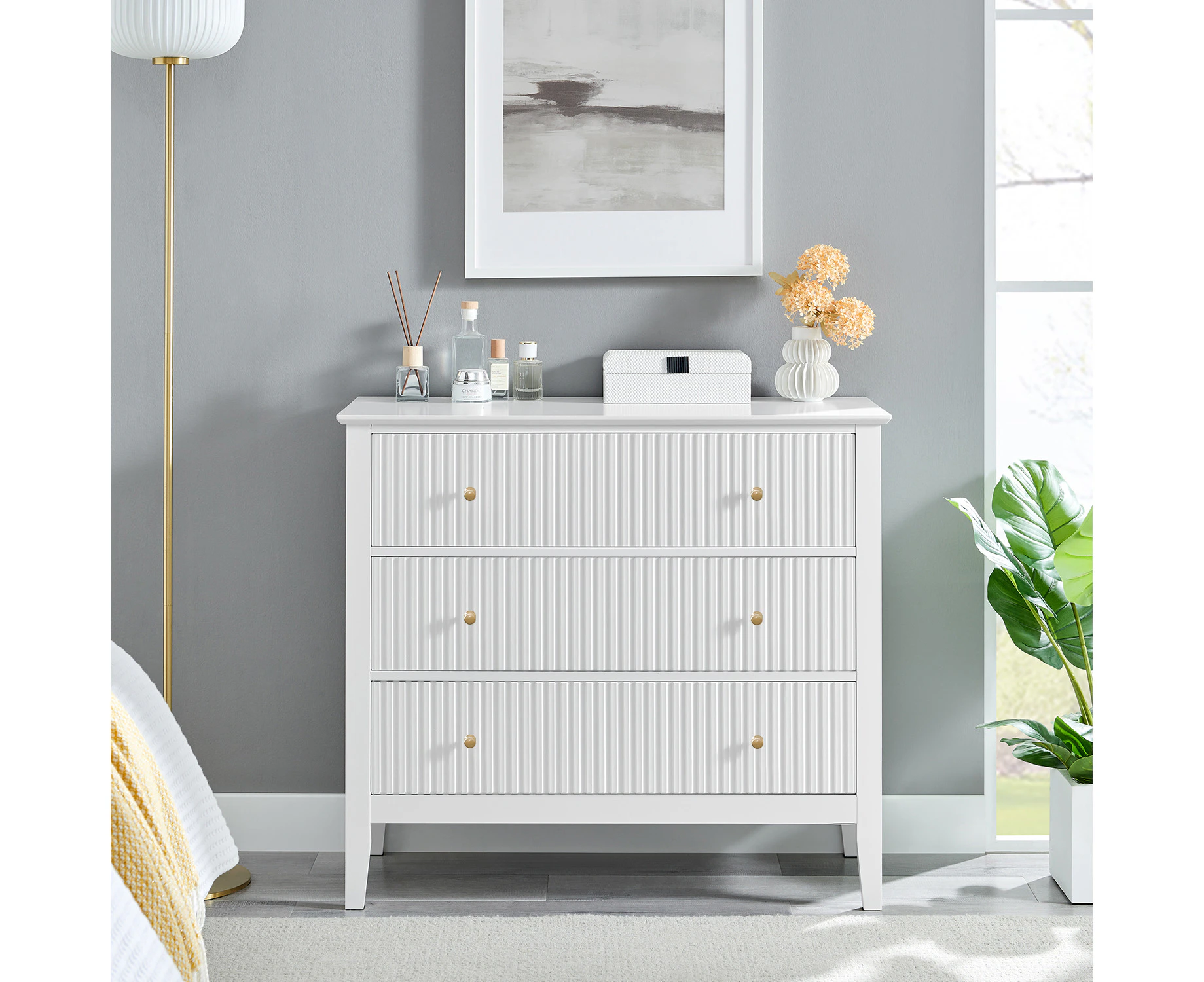 Zara Fluted 3 drawer chest - White