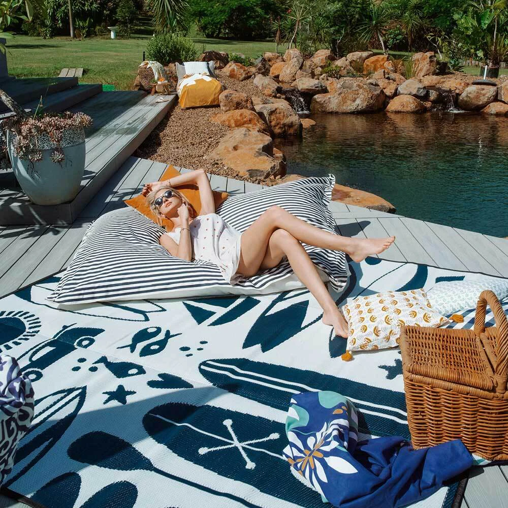 RECYCLED Plastic Outdoor Rug | Camping Mat | 2.4m Square, Navy & White