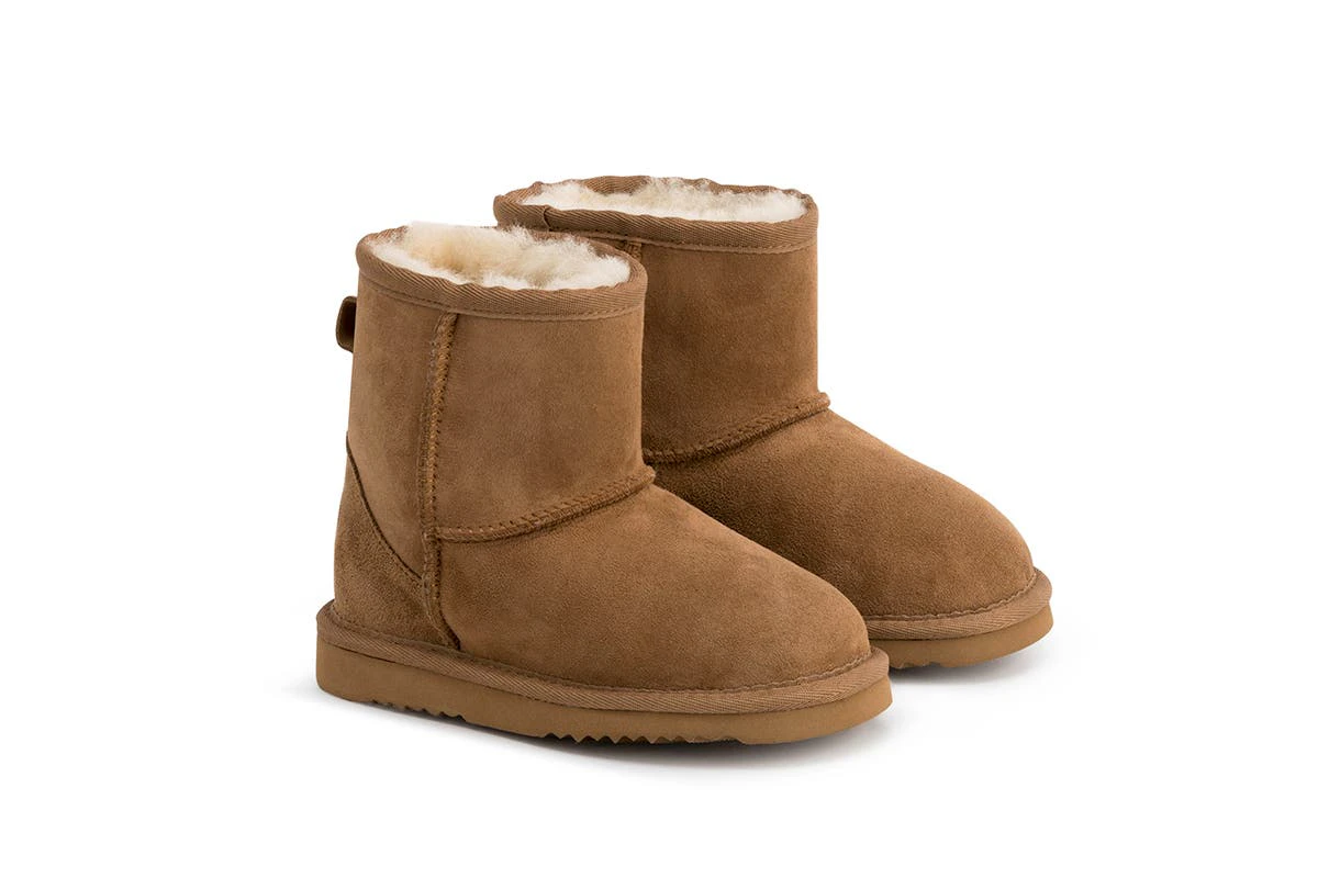 UGG Outback Kid's Premium Double Face Sheepskin Classic Boot  - Chestnut