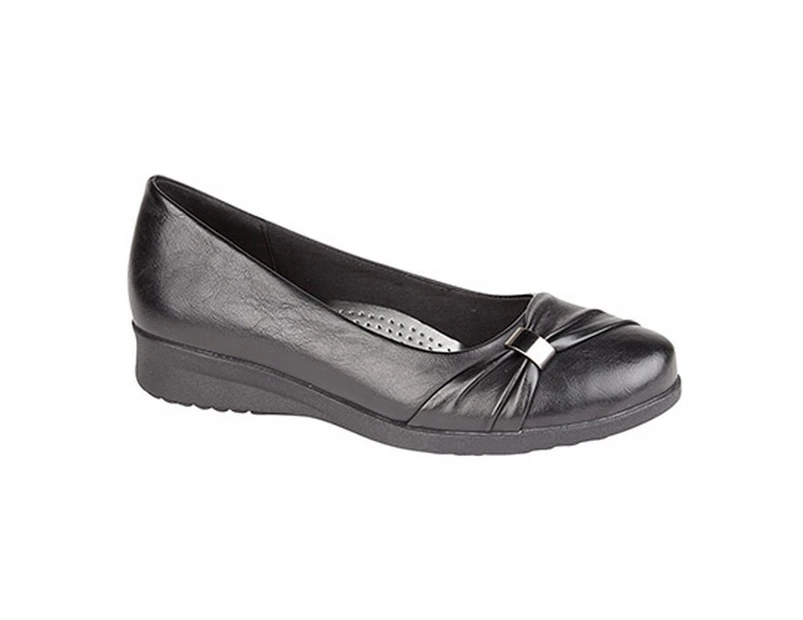 Boulevard Womens Sash Vamp Wedge Casual Shoes (Black) - DF1019