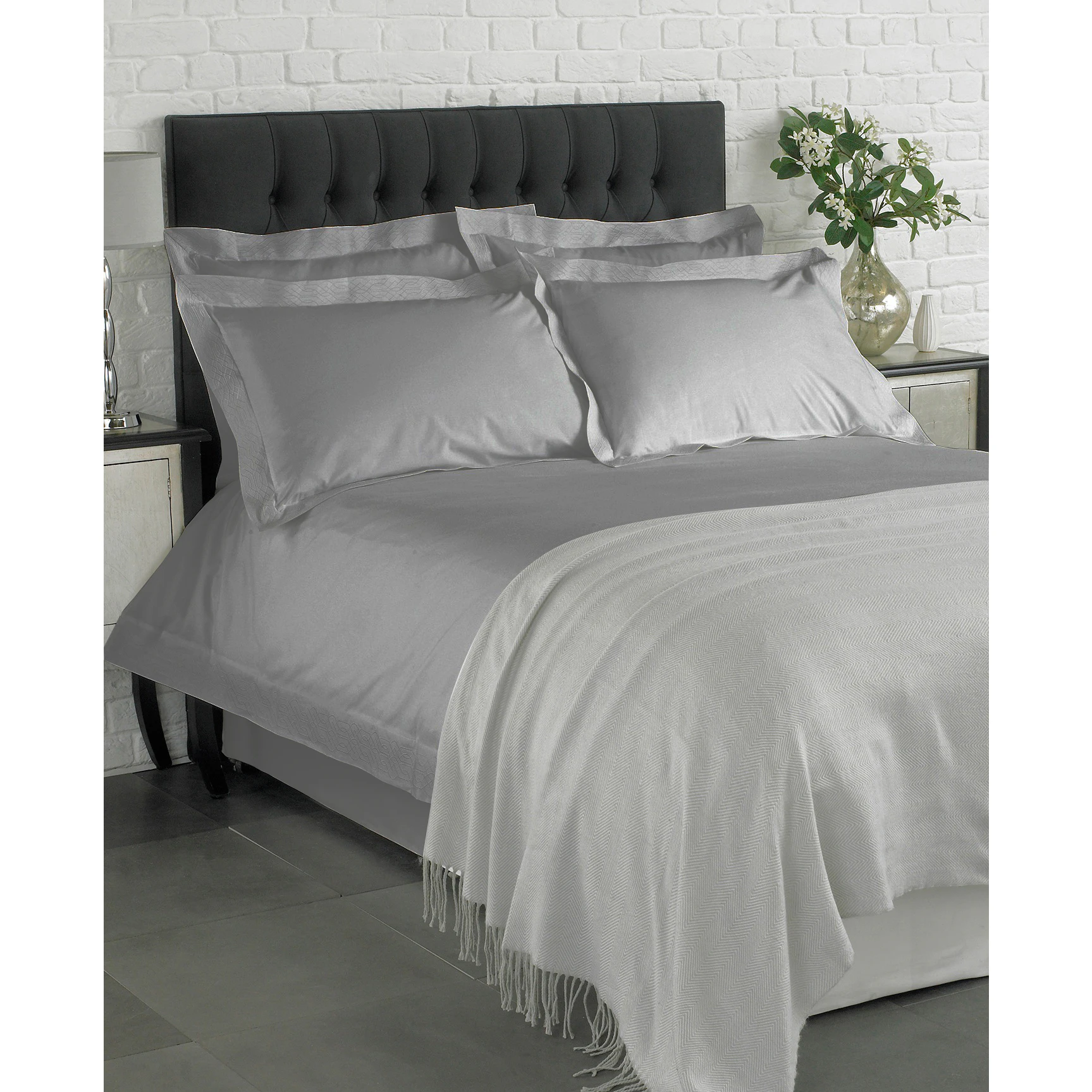 Riva Home Como Duvet Set (Grey) - RV312