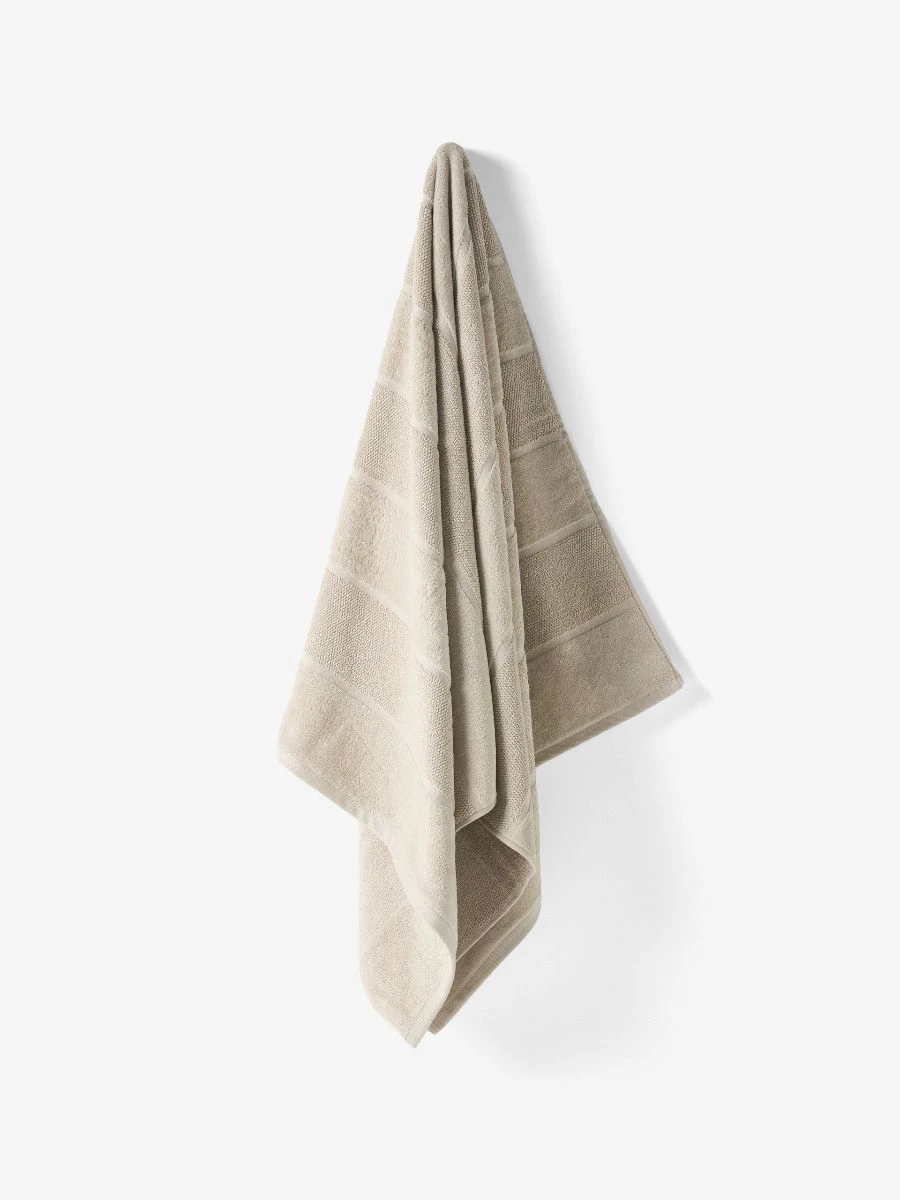 Linen House Large Bath Towel Velour Stripe 69X139cm - Moonbeam