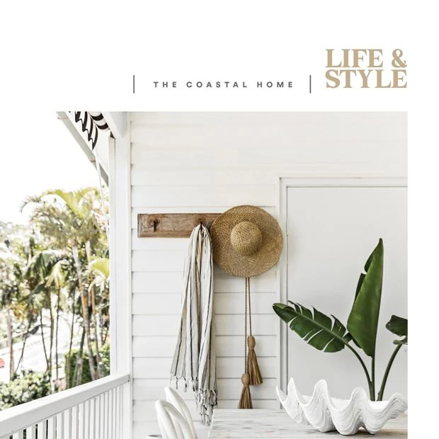 Life & Style The Coastal Home - Book