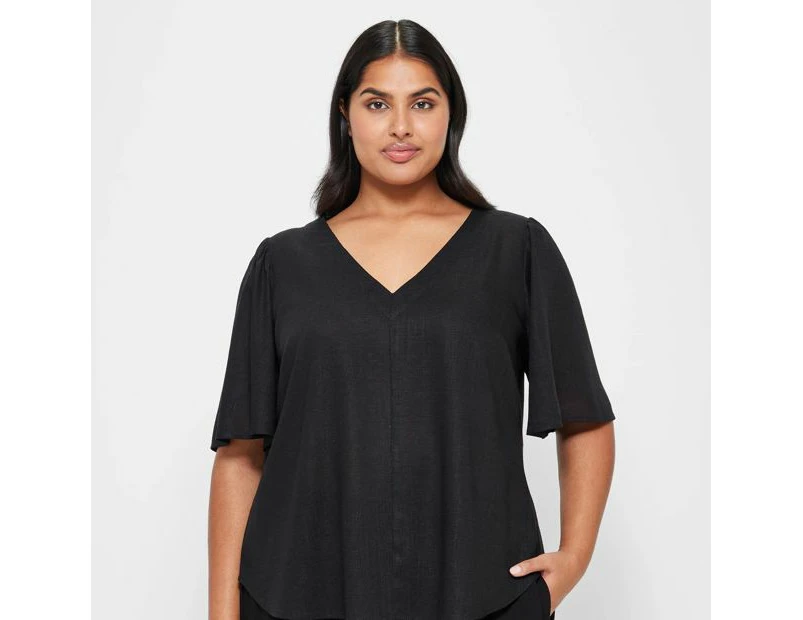 Target Plus Size Linen Blend V-Neck Top