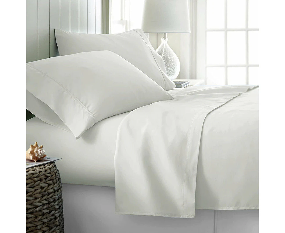 A Pair of 100% Cotton 650TC Sateen Plain White Pillowcases