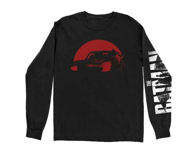 DC Comics Unisex Long Sleeved T-Shirt: The Batman Red Car & Figure (Back & Sleeve Print)