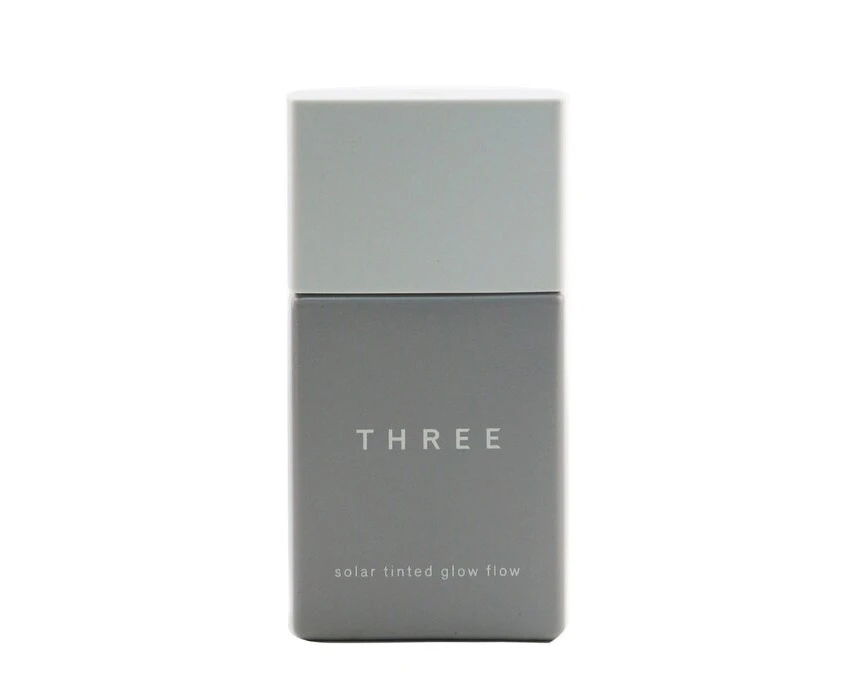 THREE Solar Tinted Glow Flow Liquid Foundation  # 03 30ml/1oz