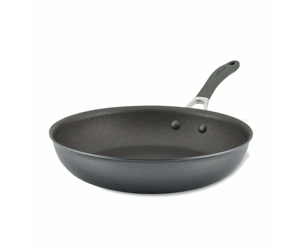 Circulon Scratch Defense A1 Nonstick Induction Skillet - 30.4cm