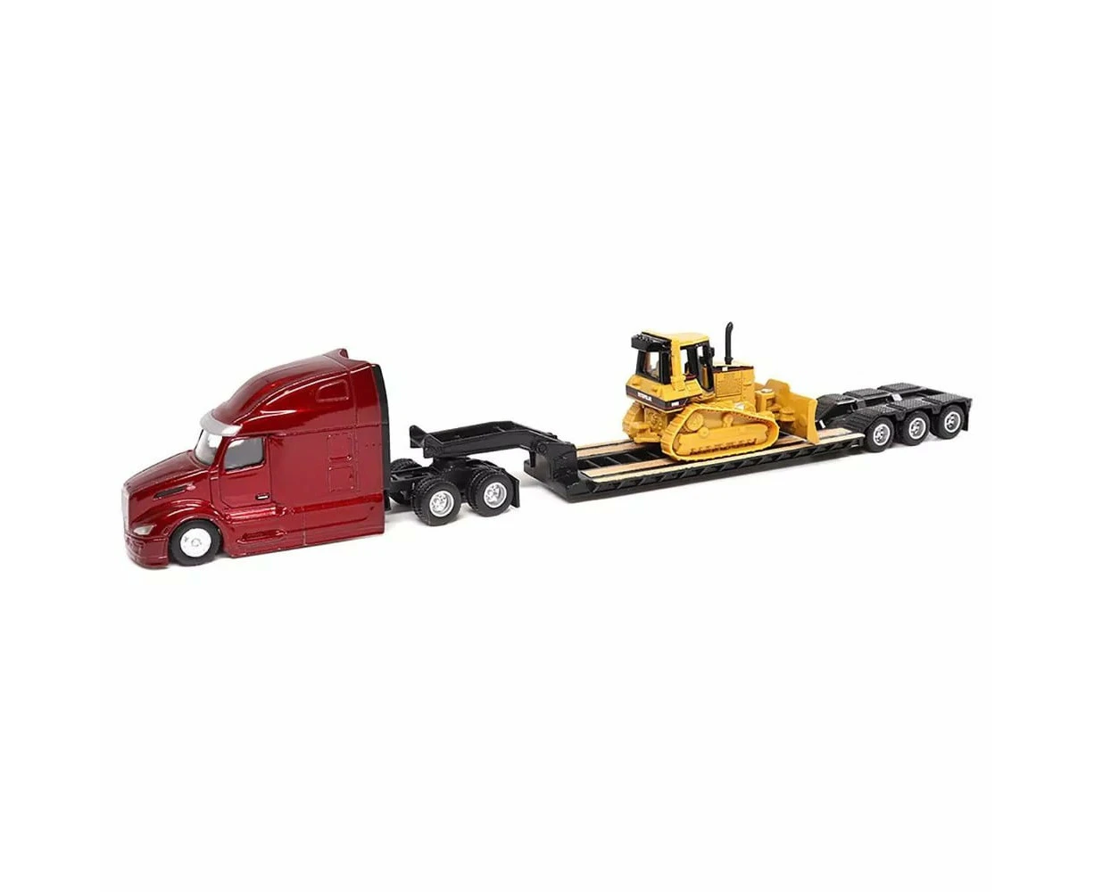 Diecast Masters Peterbuilt 579 and Lowboy With DM5 Tractor 1:87 Scale Diecast Vehicle