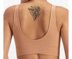 Bonds Women's Bases Scoop Crop - Blush Latte