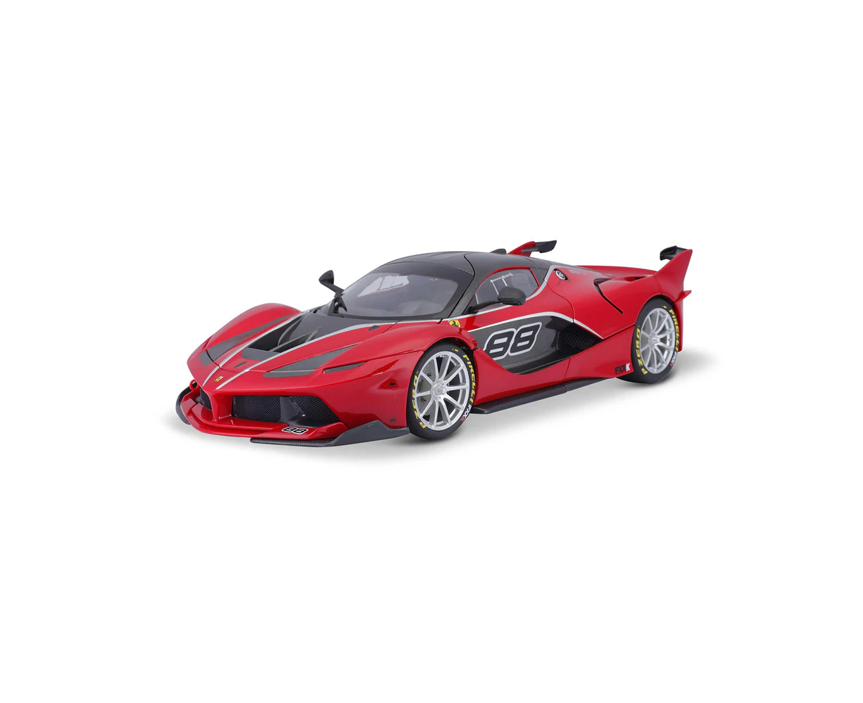 BBurago Ferrari Signature 1:18 2016 Ferrari FXX-K Scale Model #88 Red 14y+