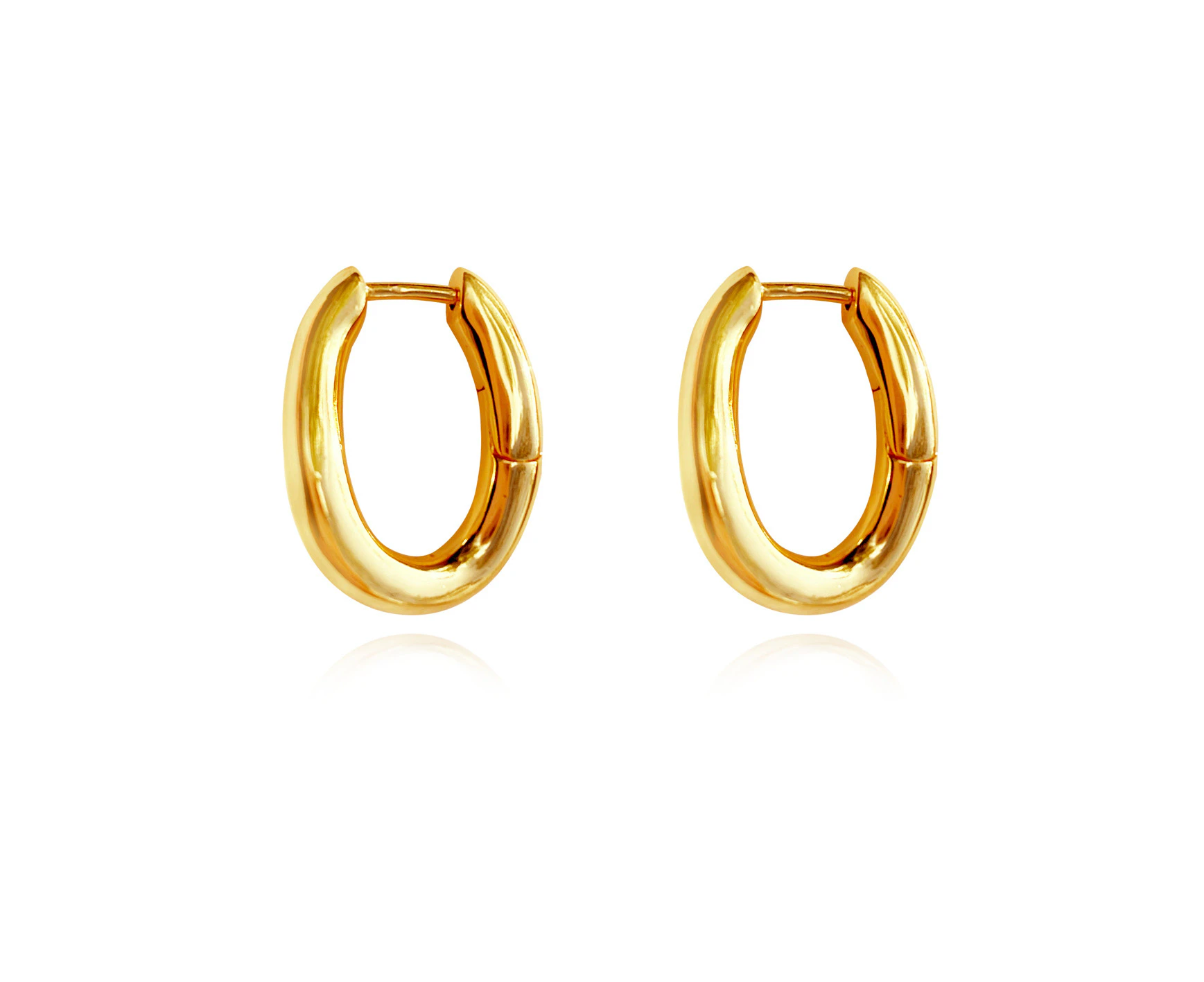 Culturesse Enoa 19mm Fine Twist Huggie Earrings Sterling Silver 18K Gold Plating