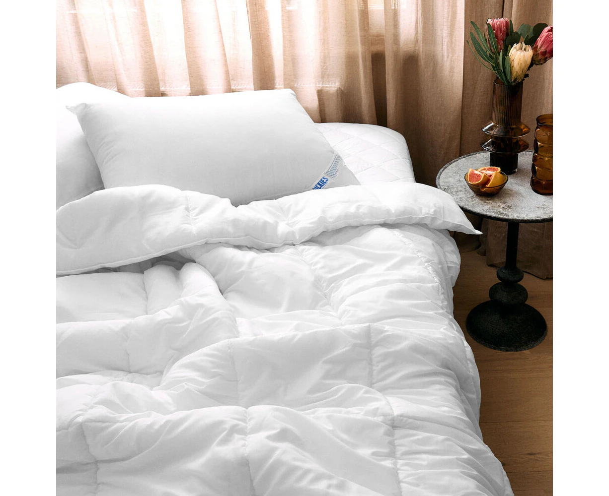 Dickies King Bed Home Bedding Washable Hygienic Anti-Microbial Quilt Cover White