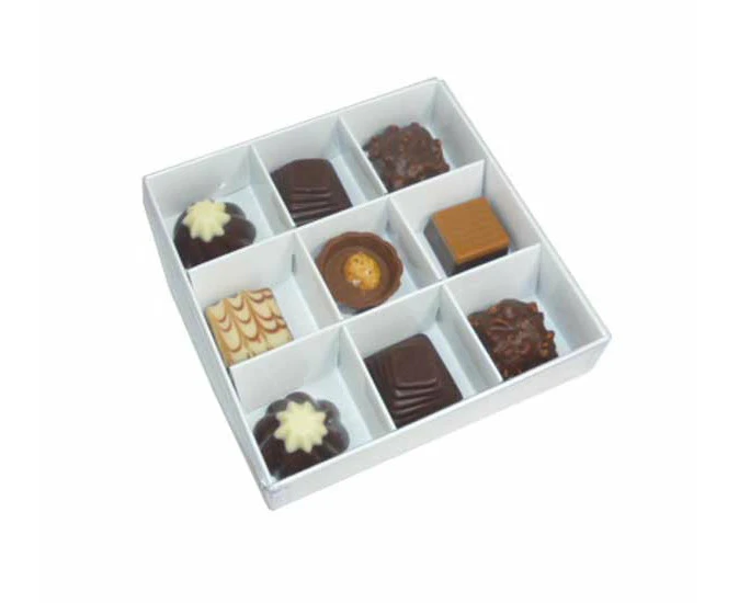 100 Pack of White Card Chocolate Sweet Soap Product Reatail Gift Box - 9 bay 4x4x3cm Compartments  - Clear Slide On Lid - 12x12x3cm