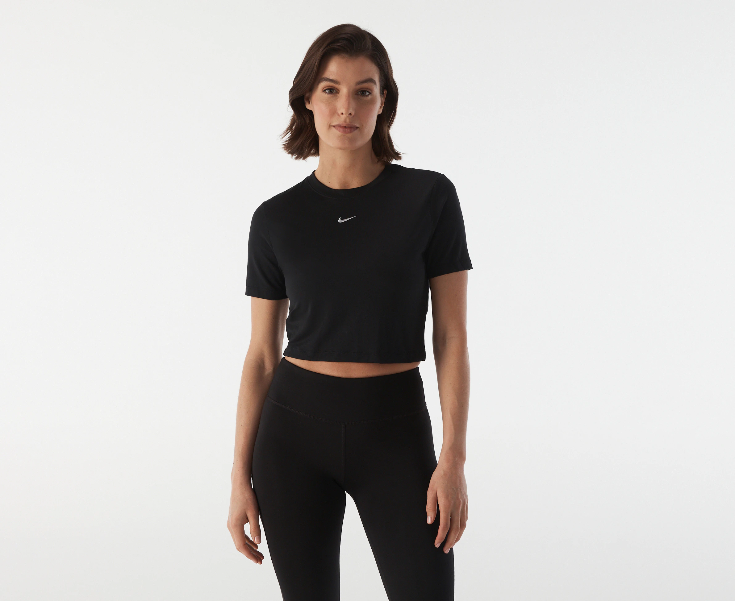 Nike Sportswear Women's Essential Slim Cropped Tee / T-Shirt / Tshirt - Black