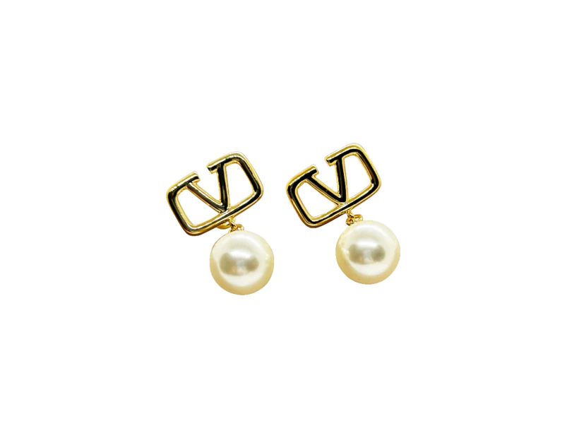 Mystical Mirage Pearl Earring