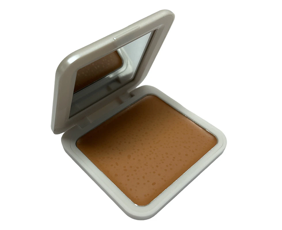 Model's Own Backstage Creme To Powder Foundation - 06 Wheat