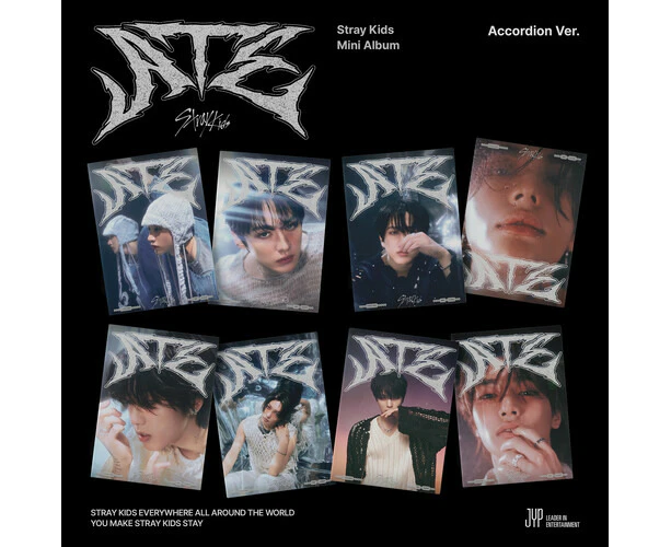 Stray Kids - Ate [Accordion Ver.]  [COMPACT DISCS] Postcard, Photo Book, Photos USA import