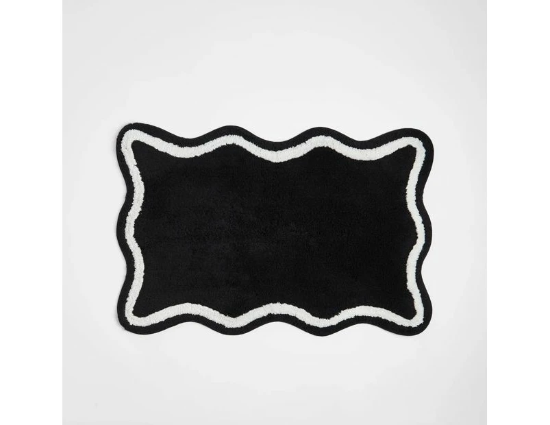 Target Audrey Scalloped Bath Mat