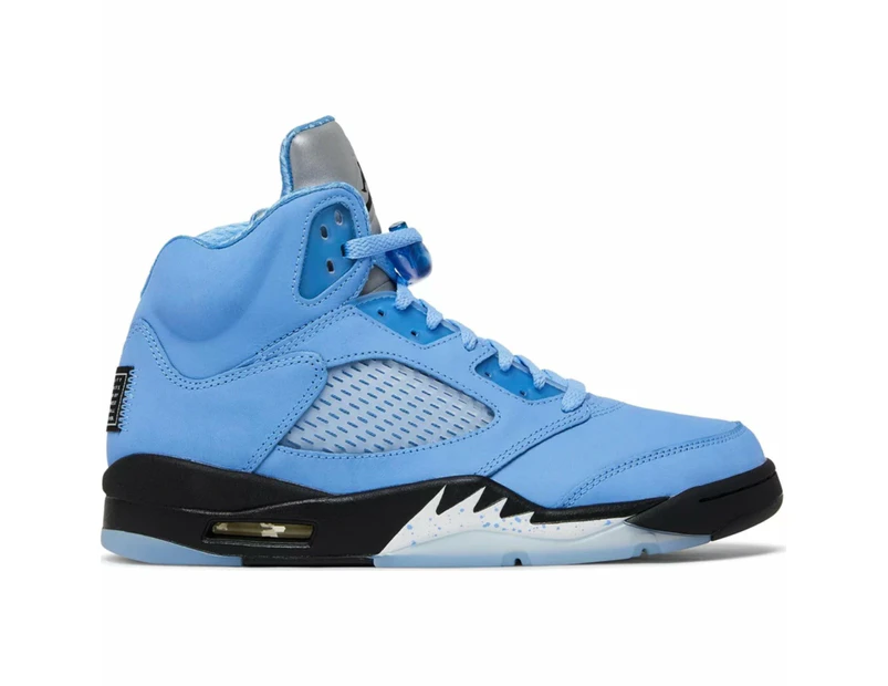 Air Jordan 5 Retro SE 'UNC'