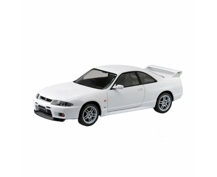 Aoshima 1/32 SNAP NISSAN R33 SKYLINE GTR (White)