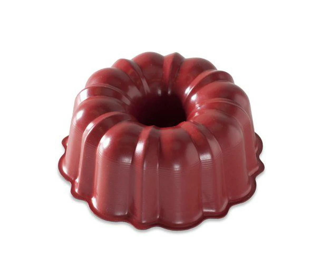 Nordic Ware 50013 3-Cup Bundt Pan, Colors Vary