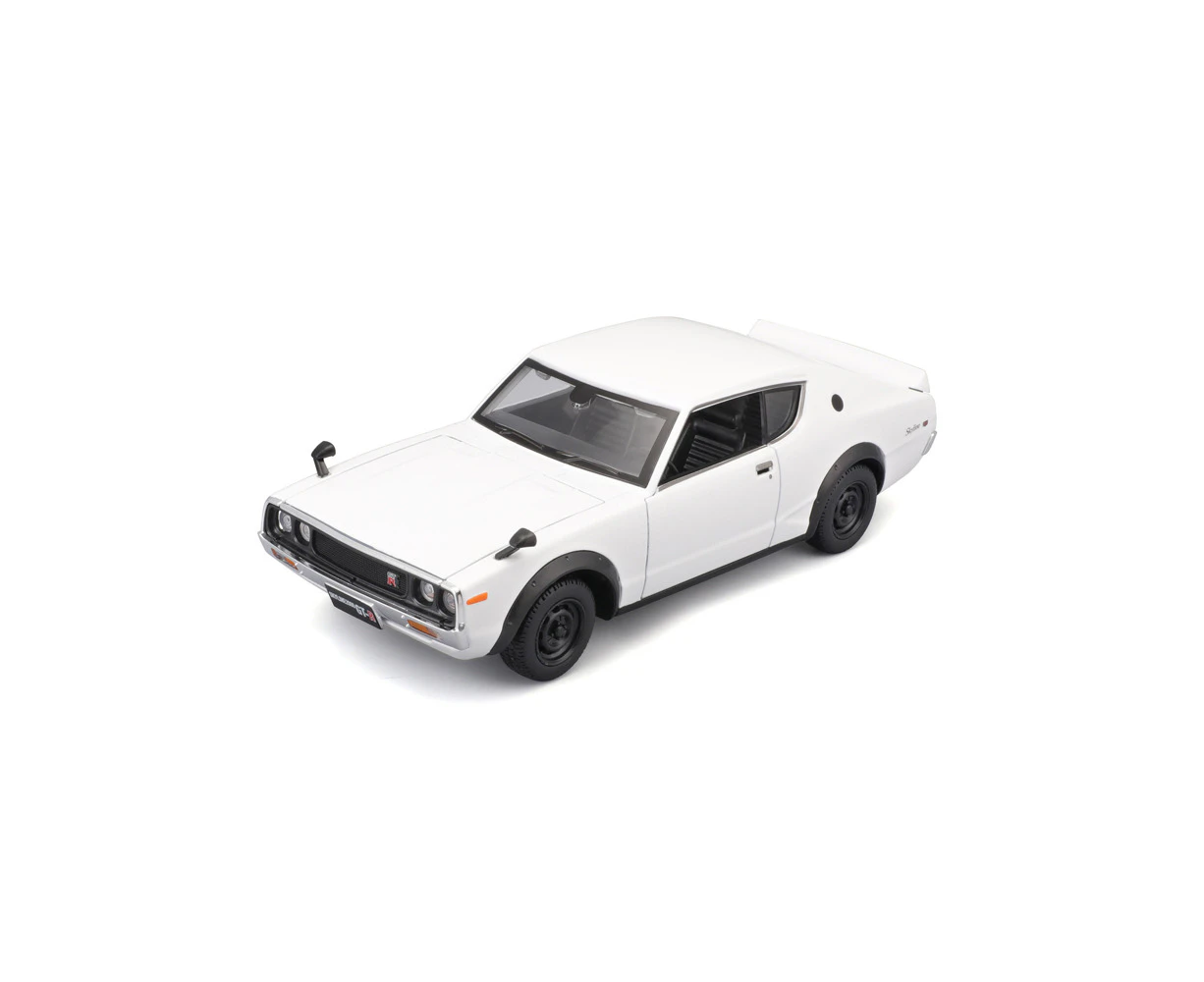 Maisto 1973 Nissan Skyline 2000 GT-R Diecast Display Model 1:24 Scale Toy WHT 3+