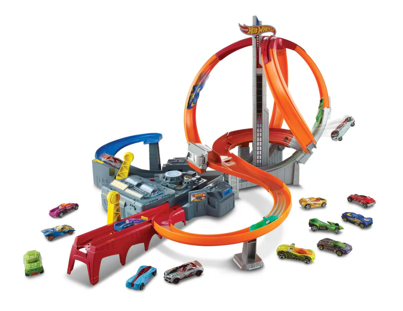 Hot Wheels Track Set With 1 Toy Car, Multi-lane, Motorized Track With 3 Crash Zones, Spin Storm Racetrack ​​​