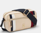 Tommy Hilfiger Iconic Camera Bag - Sugar Cane