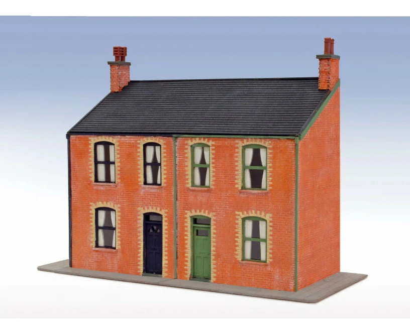 Peco OO/HO Lineside Victorian Low Relief House Fronts – Laser Cut Kit