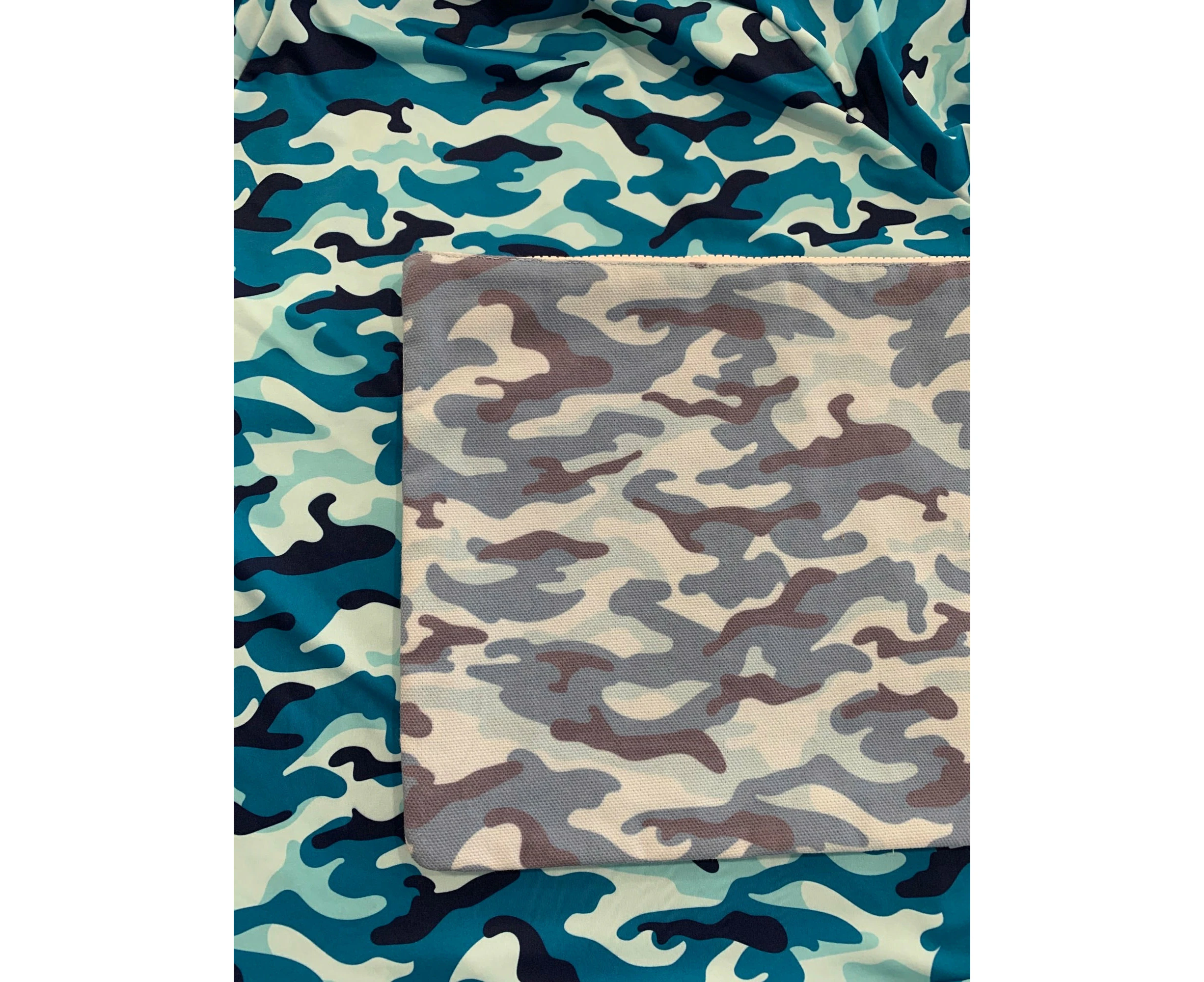 POUCH - BLUE CAMO