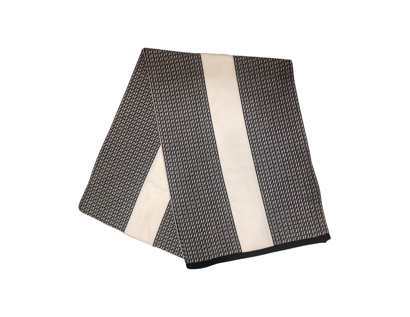 Fendi FF Print Nero and Bianco Knitted Wool Scarf